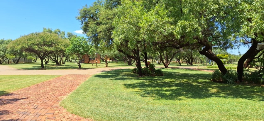 10 Bedroom Property for Sale in Swartruggens North West